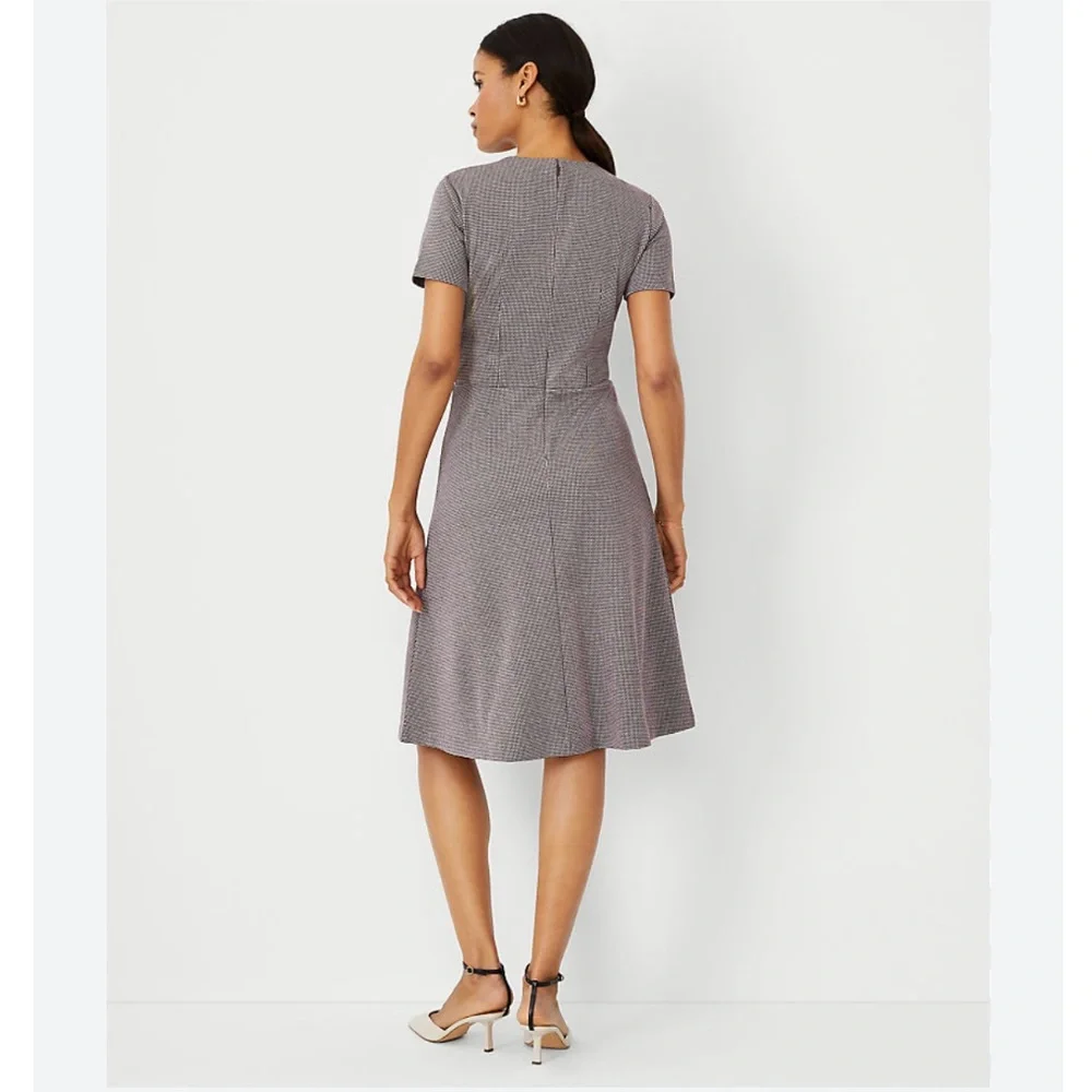 NWT Ann Taylor Houndstooth Short Sleeve Flare Dress - Picture 3 of 4